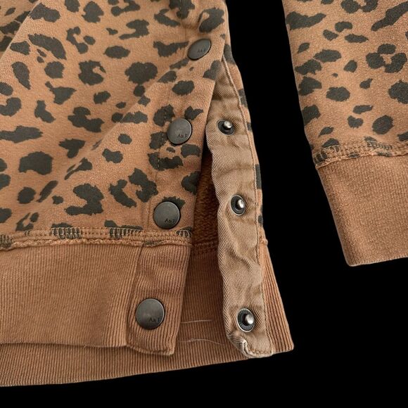 Abercrombie & Fitch Soft Collection Cheetah Print Sweatshirt Women's Size XXS - Picture 3 of 4